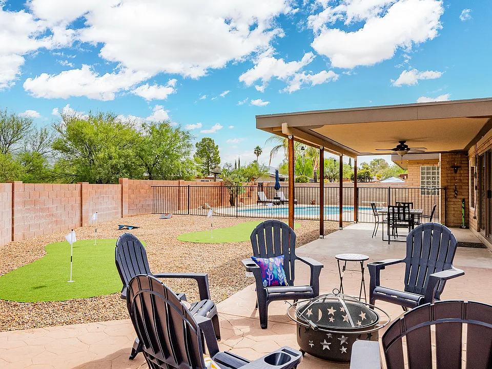 8417 E Calle Bolivar