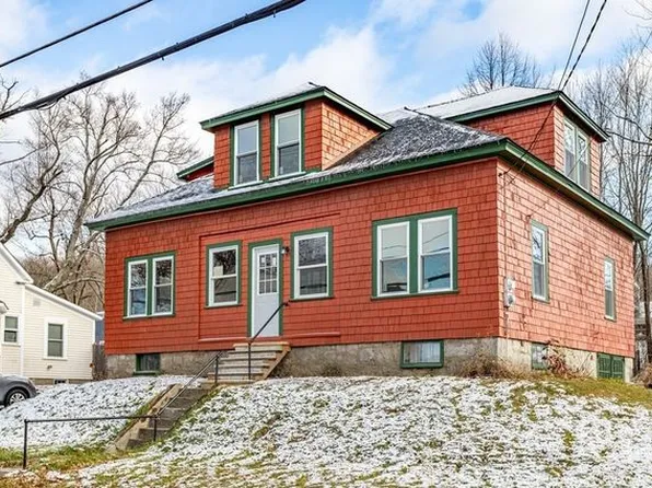 188 Beech St Floor 2, Fitchburg, MA 01420