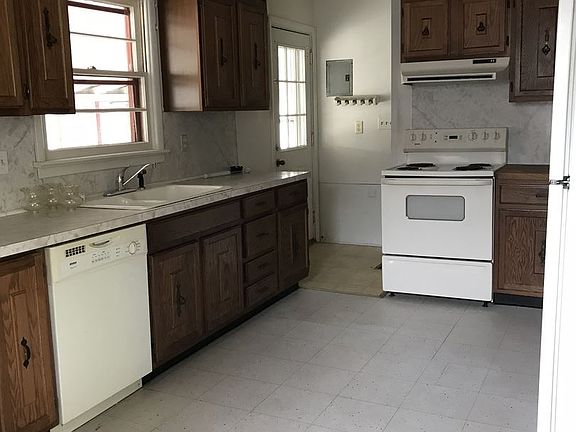 2nd image of 1840 Wyoming Ave
