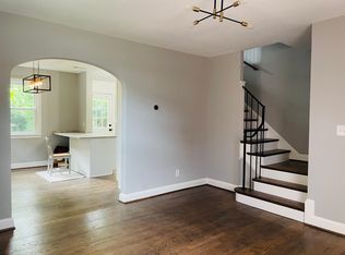 302 S Courthouse Rd, Arlington, VA 22204