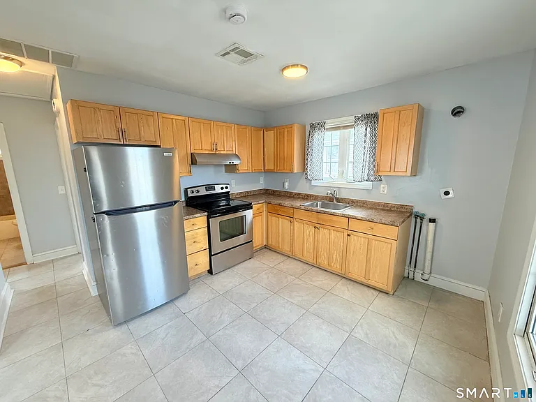 31 Beecher Ave #2 — Photo 8