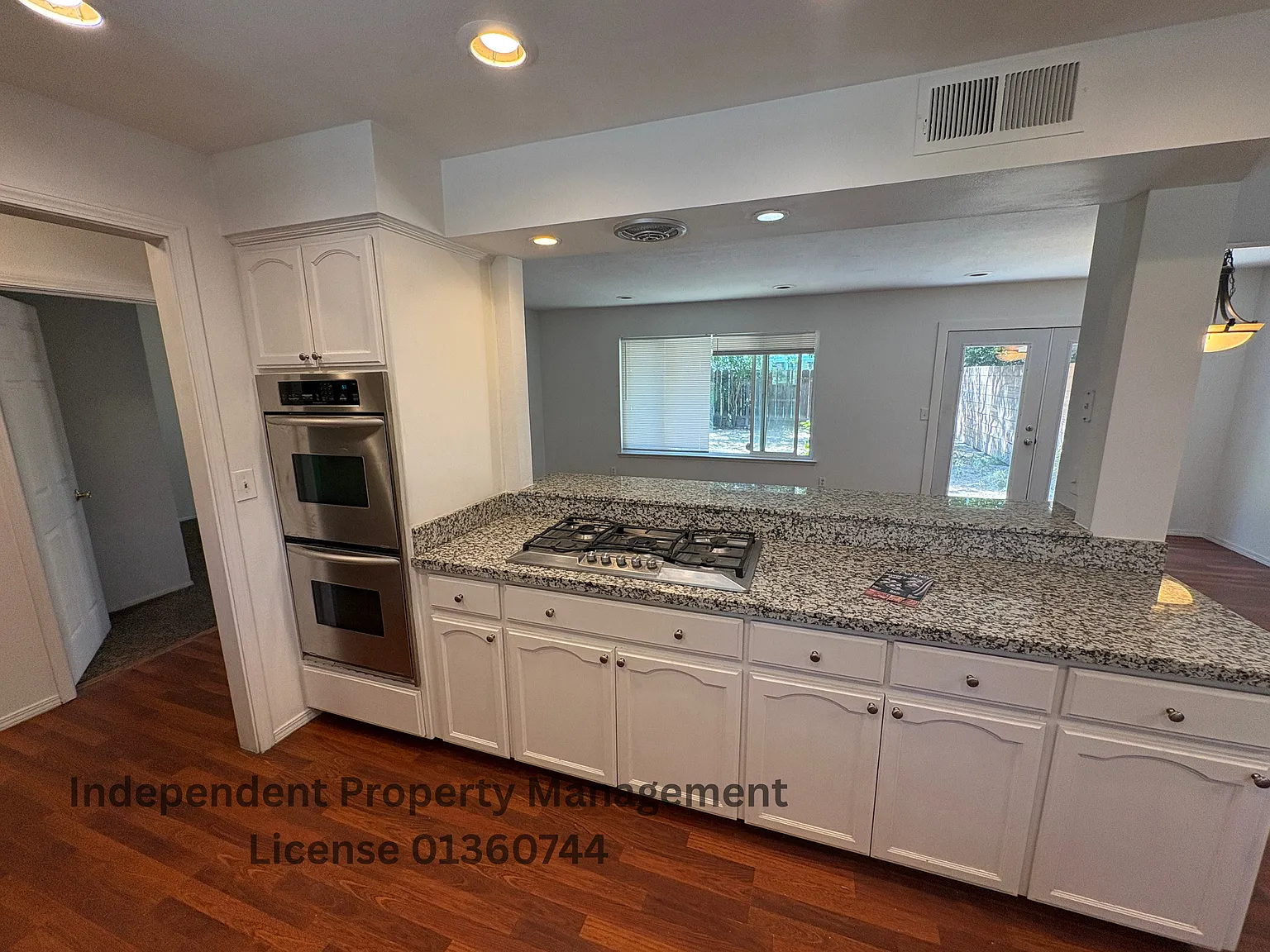 4 bed, $2,500 — Photo 4