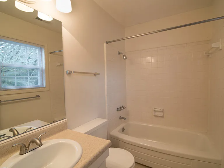 Chateau Terrace — Photo 9