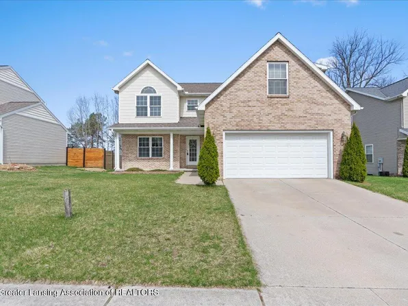 4010 Watts Ln, Lansing, MI 48911