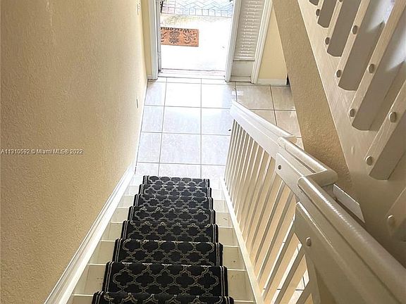 3rd image of 2028 NE 167th St #3153