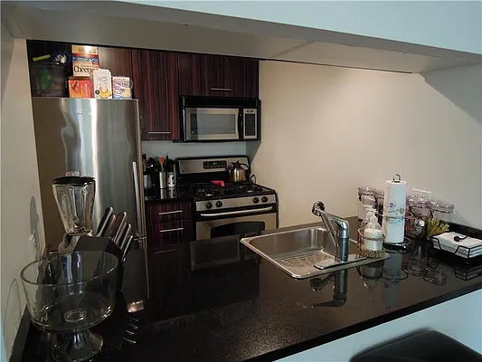 Rented by Platinum Properties | media 80