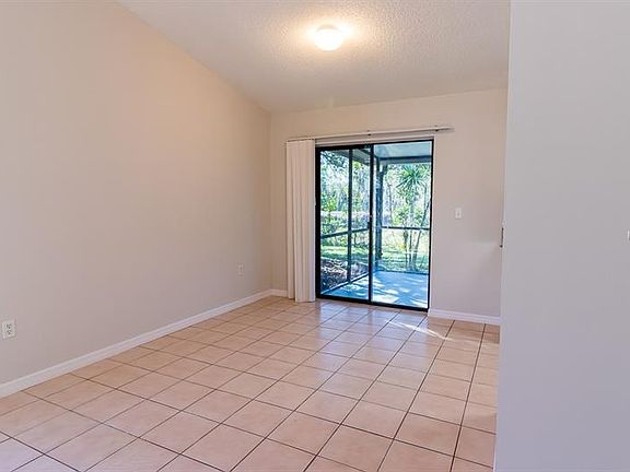 5th image of 3545 65th Avenue Cir E