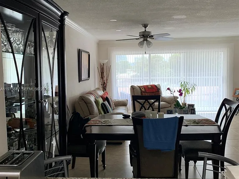 329 SE 3rd St #305S — Photo 8