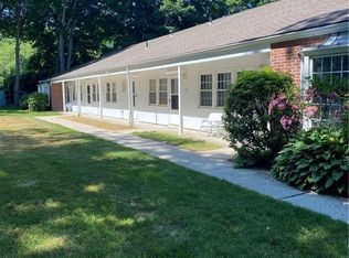 12 Canterbury Ln APT 6, Clinton, CT 06413