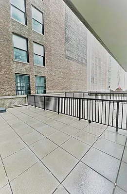 Rented by Greystar | media 58