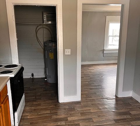 5th image of 2711 N Orchard Knob Ave #B