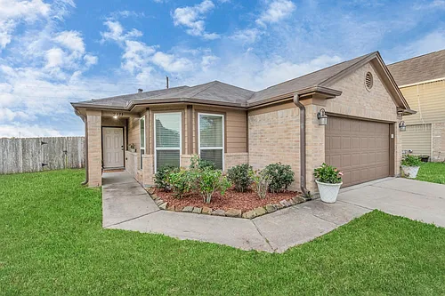 2411 Zephyr Ln Photo 1
