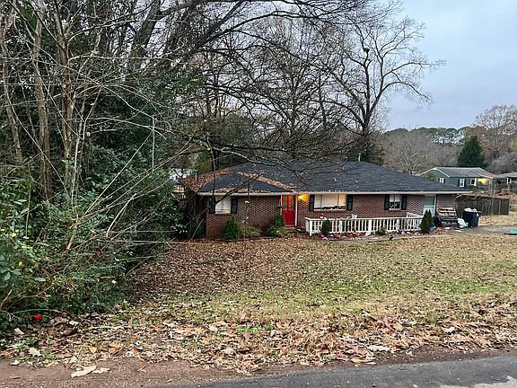 3rd image of 300 Flora Ave SE