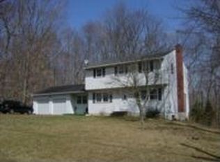88 Beacon Rd, Windham, CT 06280