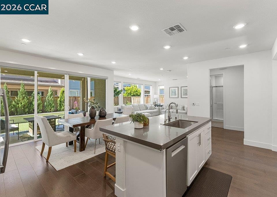1st image of 5772 Juniper Way