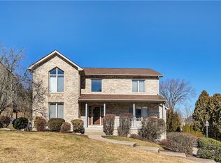 521 Rockland Dr, Pittsburgh, PA