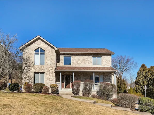 521 Rockland Dr, Pittsburgh, PA 15239