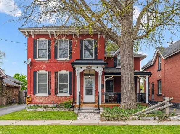 74 Richmond St, Brantford, ON N3T 3Y5