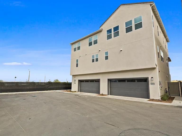 26810 Rugged Ridge Ln — Photo 36