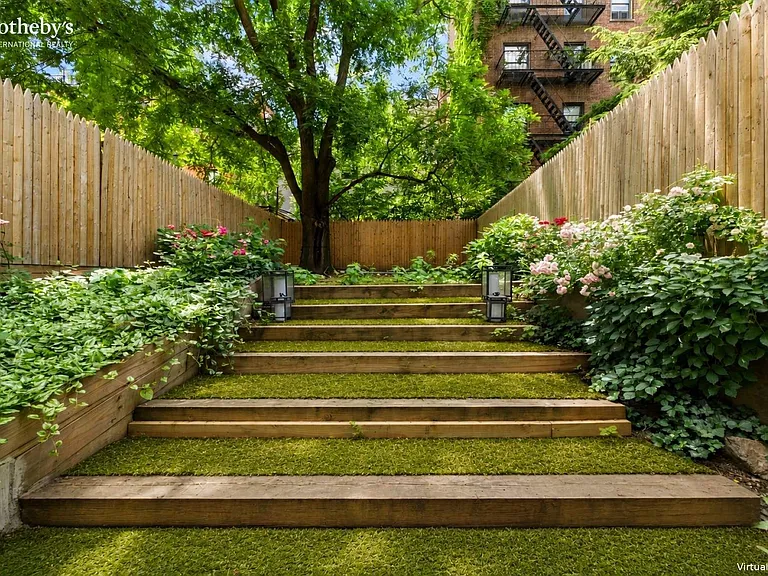 426 W 22nd St #GARDEN — Photo 7