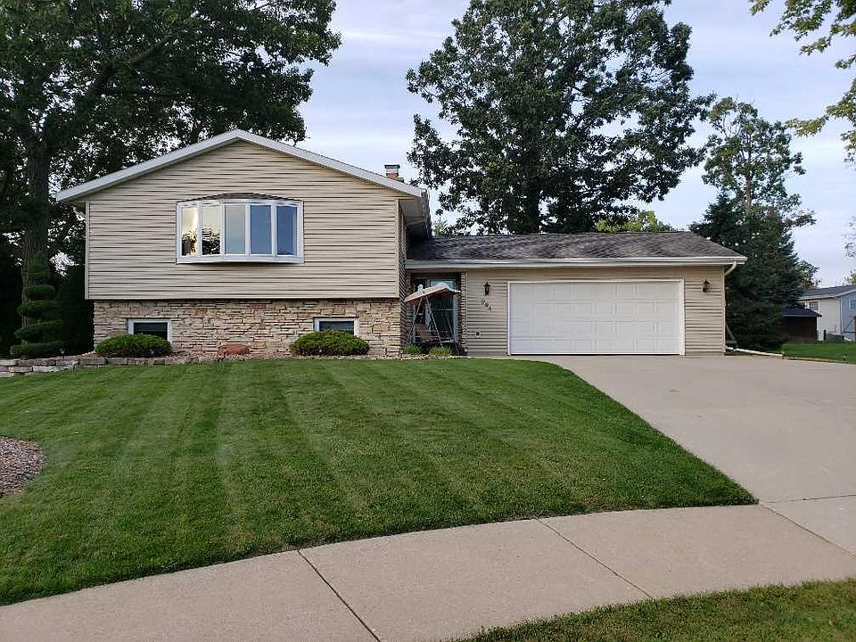 1st image of 994 W Acorn Dr