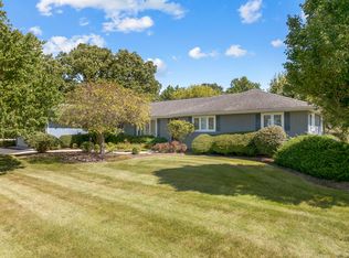 17N025 Marney Dr, Hampshire, IL 60140