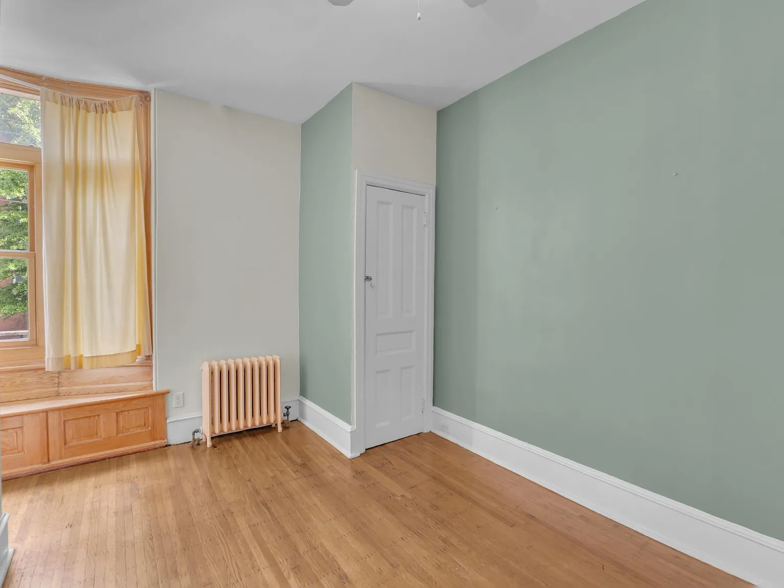2 bed, 1875 sqft, $1,950 — Photo 4