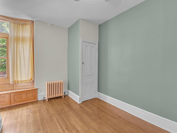 4th image of 4700 Hazel Ave APT 1