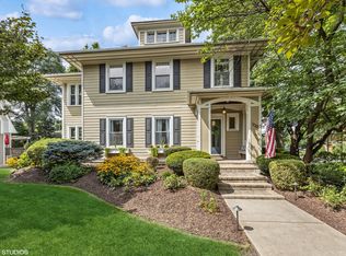 100 Sunset Ave, La Grange, IL 60525
