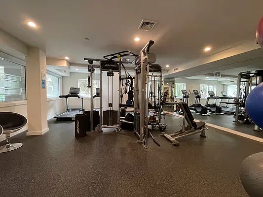 4th image of 30-60 38th St #4D