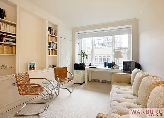 Sold by Warburg | media 49