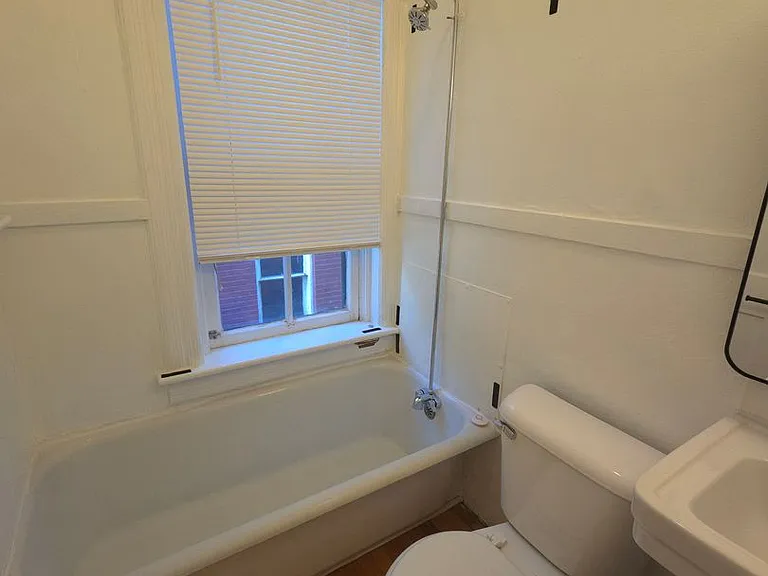 1032 Pine — Photo 24