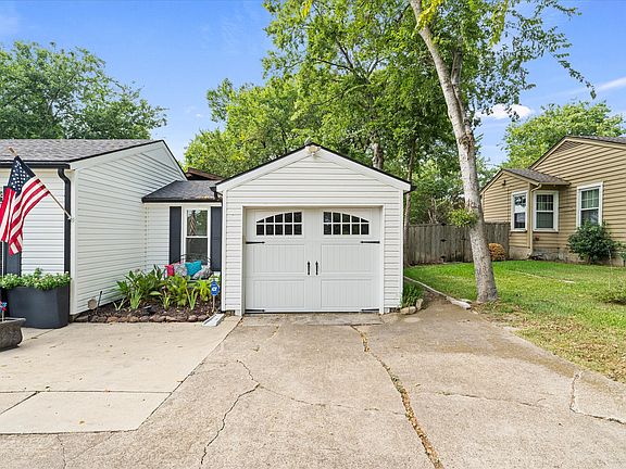 4th image of 606 Storrs St