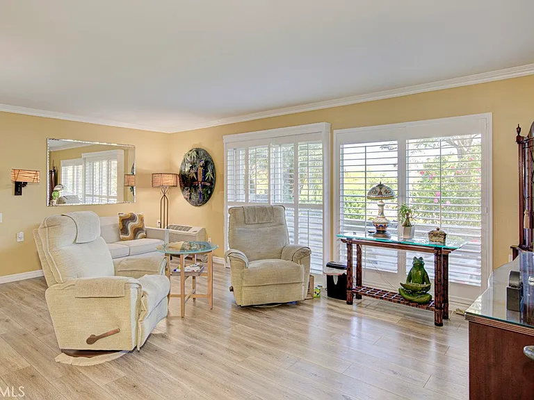 5350 Algarrobo #B — Photo 10