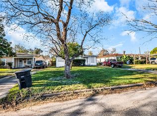 8153 Milredge St, Houston, TX 77017