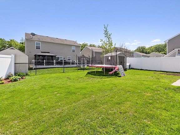 4th image of 8629 Chippewa River Dr