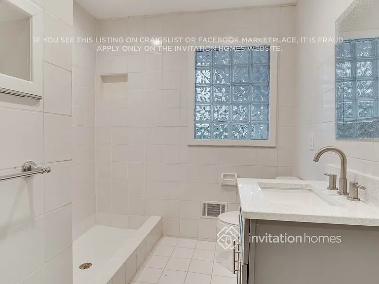 391 Derbyshire Dr — Photo 20