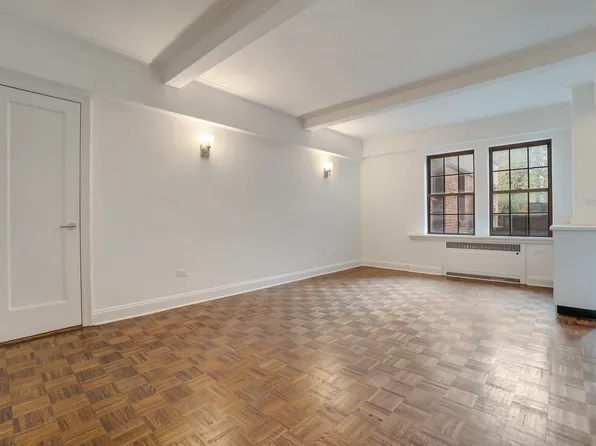 80 Cranberry Street image 1 of 5