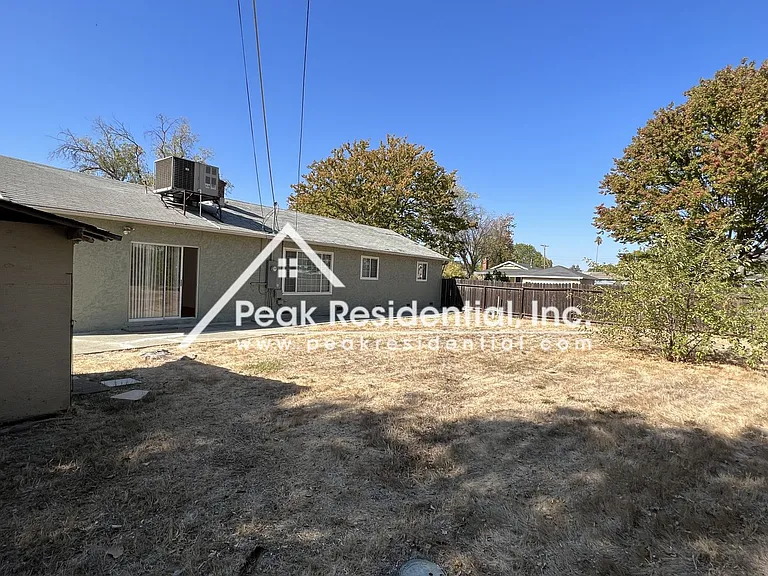 7417 Amherst St — Photo 5