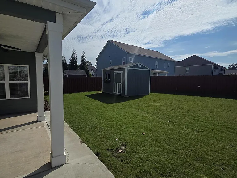2105 Thornbury Cv — Photo 42