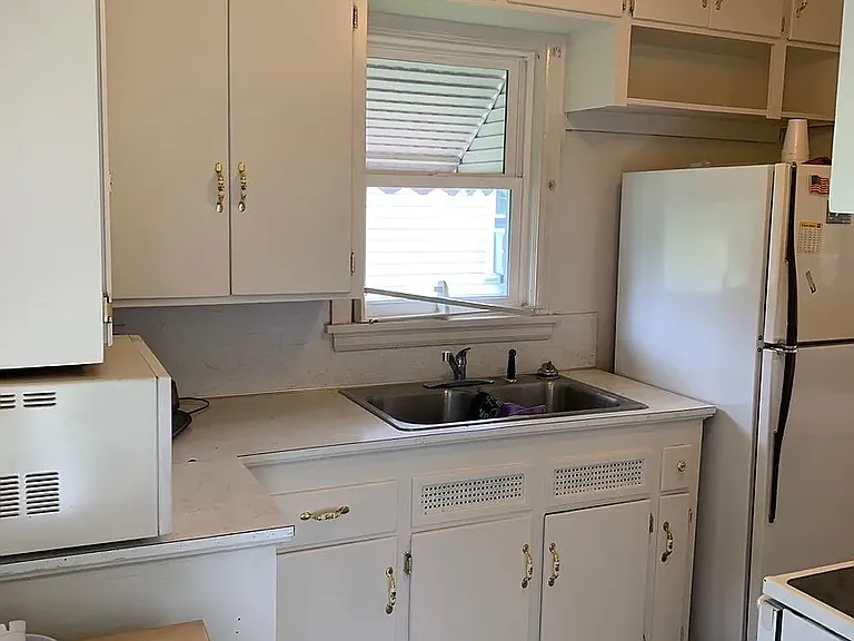 2203 Rudolph Rd — Photo 7
