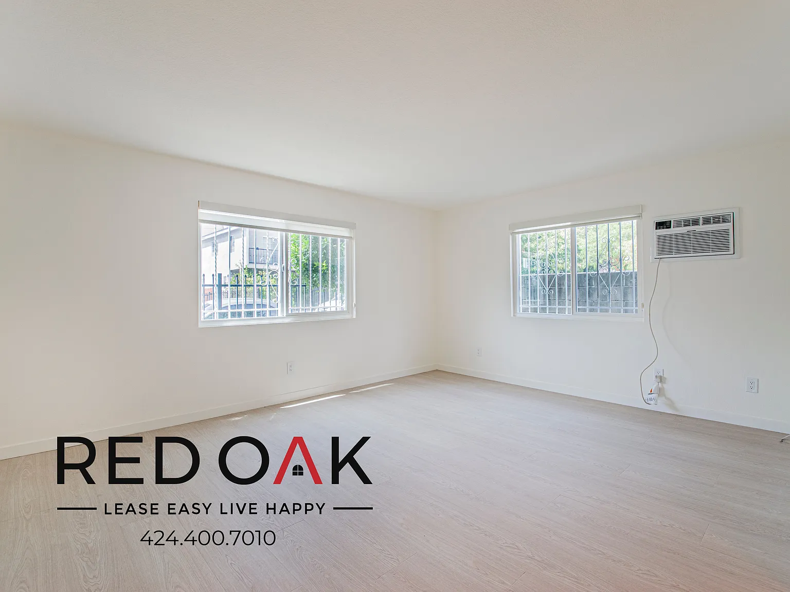 Stylish Two Bedroom with Natural Light and Two Included Parking Spaces ~ In Hollywood! — Photo 4