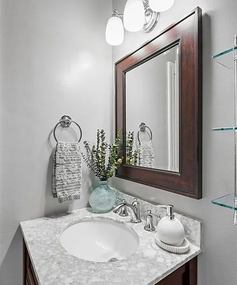 15434 Sutton St — Photo 23