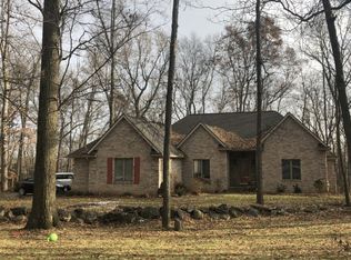 7180 Cliffwood Ct, Fenton, MI 48430