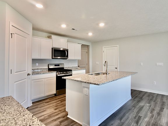 2nd image of 3760 Alledonia Dr