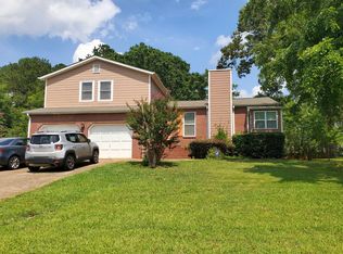 420 Hunters Glen Ct, Lawrenceville, GA 30044