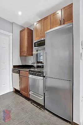 Rented by REAL New York | media 3