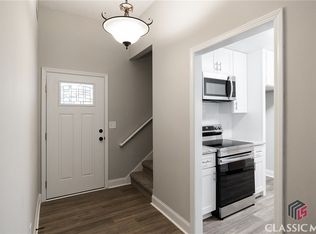 645 Creekwood Ct, Winder, GA 30680