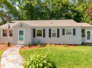 17 Sherwood Rd, Worcester, MA 01602