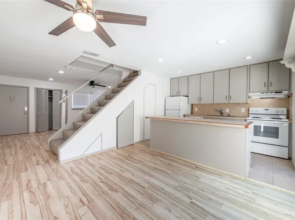 4021 Cole Ave APT 203, Dallas, TX 75204
